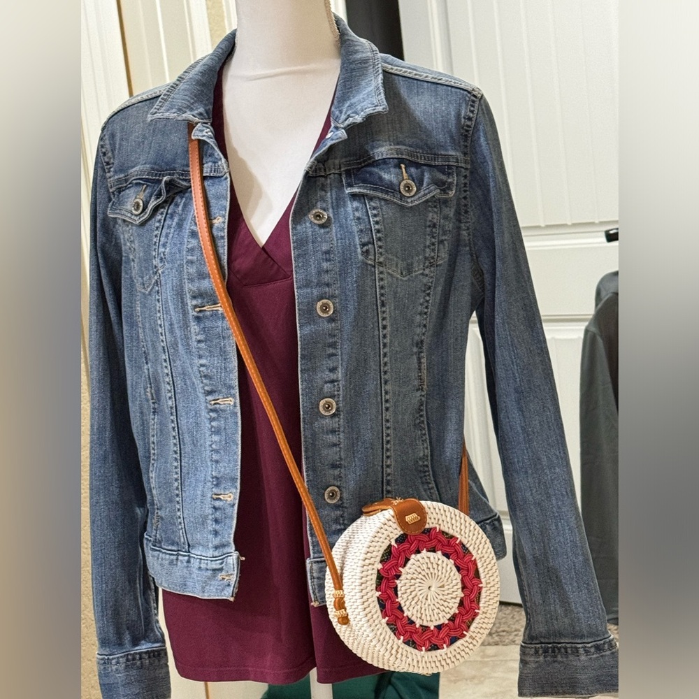 EUC Liz Claiborne Sz PL Jean jacket pit2pit 20” length 22”